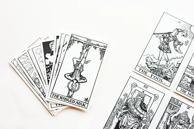 Best Tarot Gifts 2022: Cards, Books, Products, Accessories Shop Online