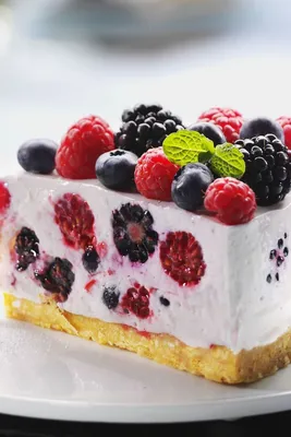 Обои на телефон со сладостями | Desserts, Raspberry desserts, Food wallpaper