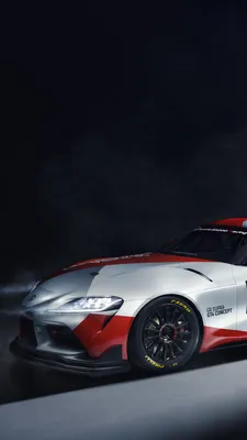 Обои Белая Toyota Supra на фоне зелени » Скачать красивые HD обои (картинки)  на рабочий стол (экран) и на телефон бесплатно