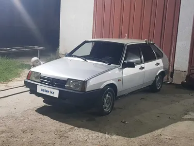 Купить б/у Lada (ВАЗ) 2109 1987-2006 21093i 1.5 MT (78 л.с.) бензин  механика в Москве: бежевый Лада 2109 2003 хэтчбек 5-дверный 2003 года по  цене 83 000 рублей на Авто.ру