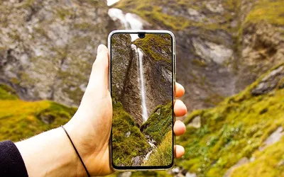 Park and Waterfall in Switzerland - Mobile Abyss